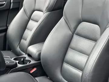 Macan Turbo 21 TURBO*SPORTDESIGN*PANAROMA*BOSE*L