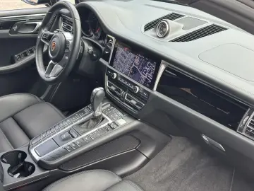 Macan Turbo 21 TURBO*SPORTDESIGN*PANAROMA*BOSE*L