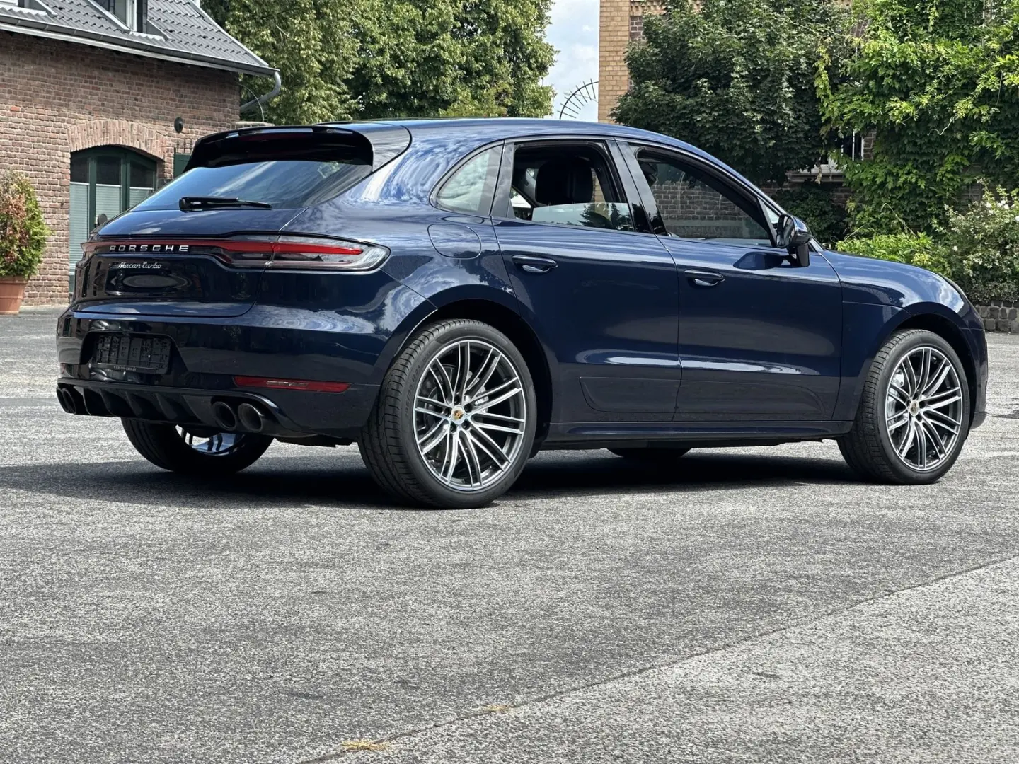Macan Turbo 21 TURBO*SPORTDESIGN*PANAROMA*BOSE*L