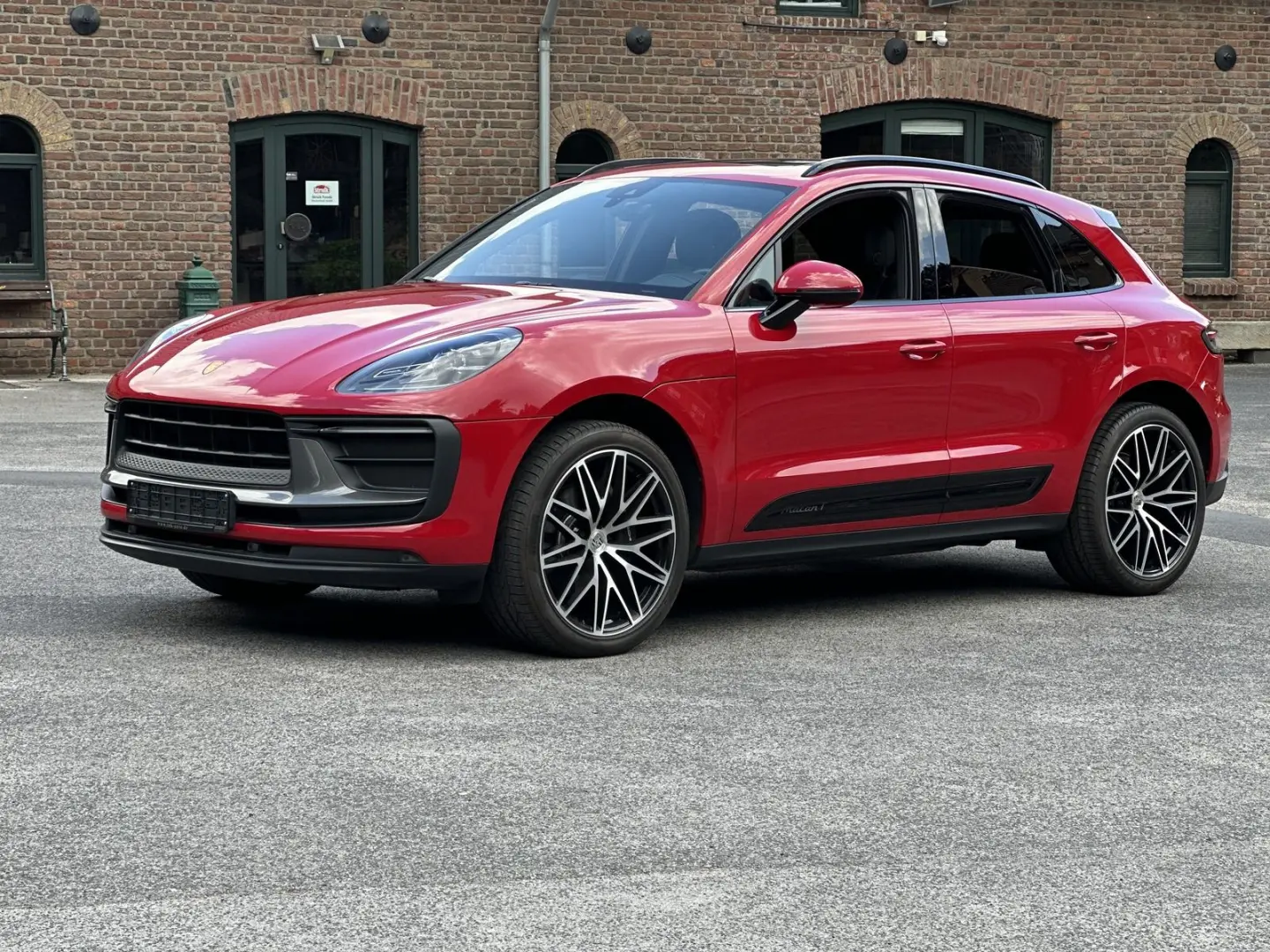 Macan T BOSE*PANORAMA*KAMERA*RELING*21 RS SPYDER