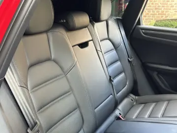 Macan T BOSE*PANORAMA*KAMERA*RELING*21 RS SPYDER