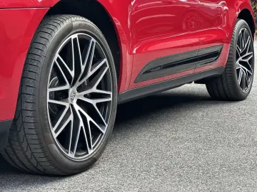 Macan T BOSE*PANORAMA*KAMERA*RELING*21 RS SPYDER