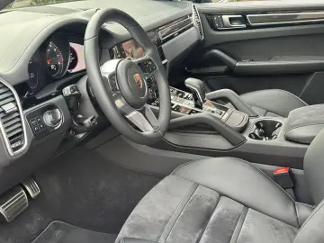 Cayenne GTS Coupe HINTERACHSLENKUNG*MATRIX*BOSE*