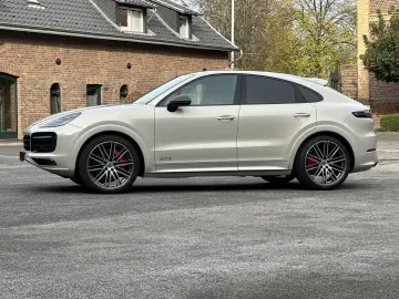 Cayenne GTS Coupe HINTERACHSLENKUNG*MATRIX*BOSE*