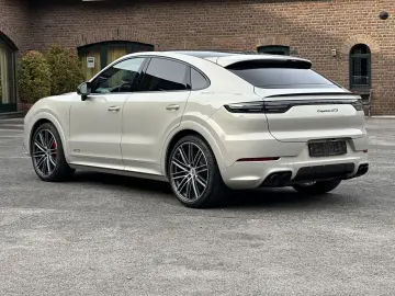 Cayenne GTS Coupe HINTERACHSLENKUNG*MATRIX*BOSE*