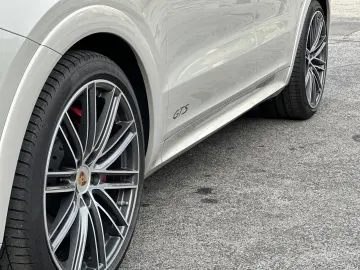 Cayenne GTS Coupe HINTERACHSLENKUNG*MATRIX*BOSE*
