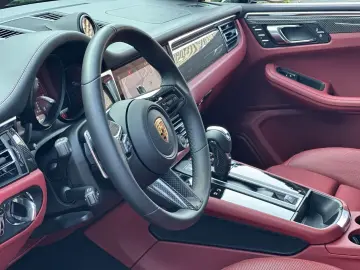 Macan T SPORTABGAS*21 EXCLUSIVE*BOSE*LED*CARBON