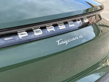 Taycan 4 Cross Turismo 21CT DESIGN*PANORAMA*KAME