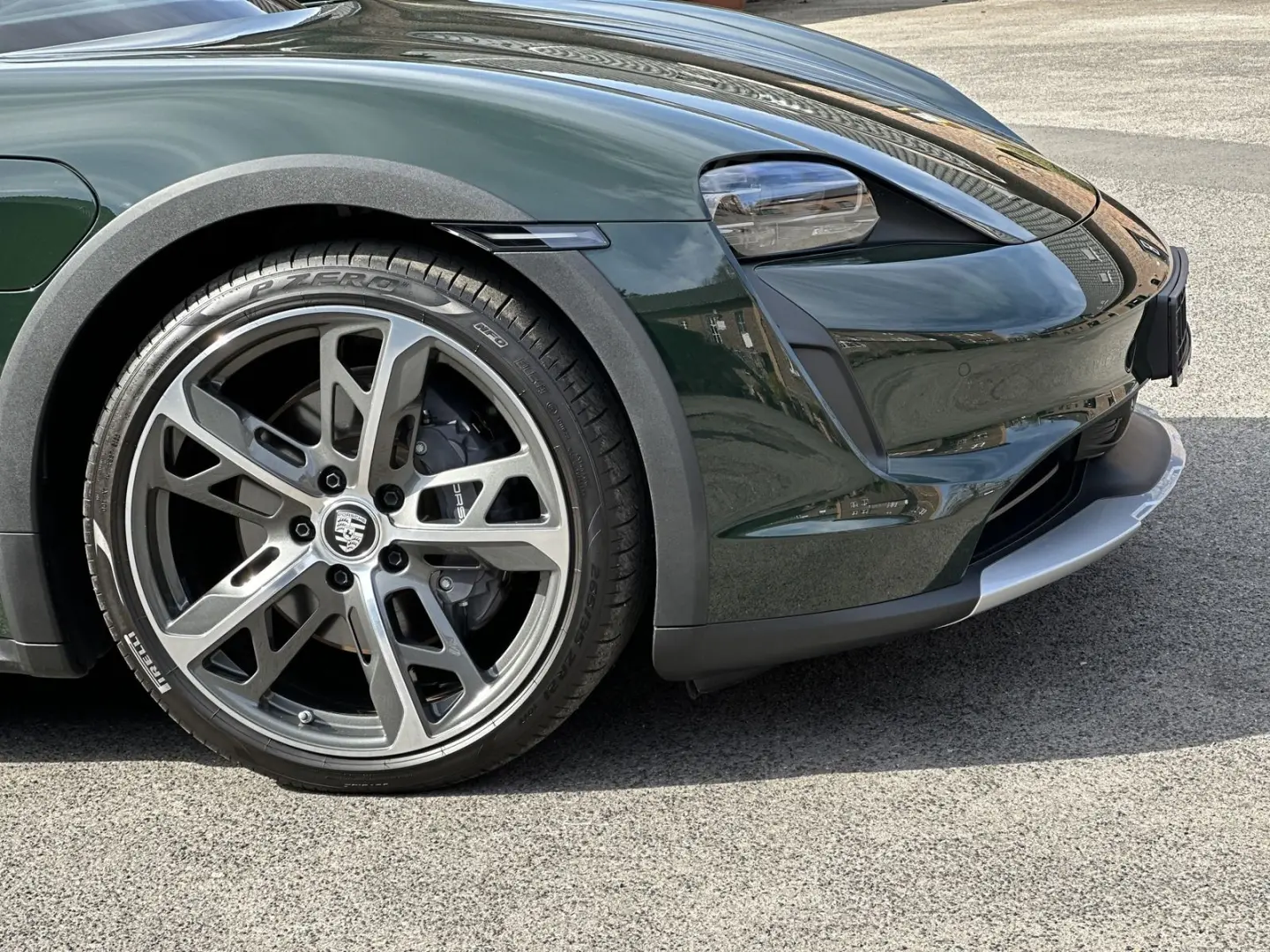 Taycan 4 Cross Turismo 21CT DESIGN*PANORAMA*KAME