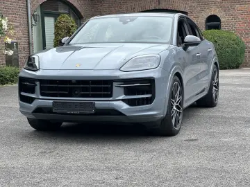 Cayenne S  Coupe SPORTDESIGN-ABGAS BOSE HD MATRI