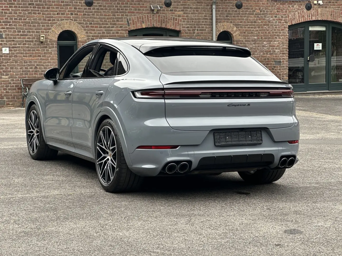 Cayenne S  Coupe SPORTDESIGN-ABGAS*BOSE*HD MATRI