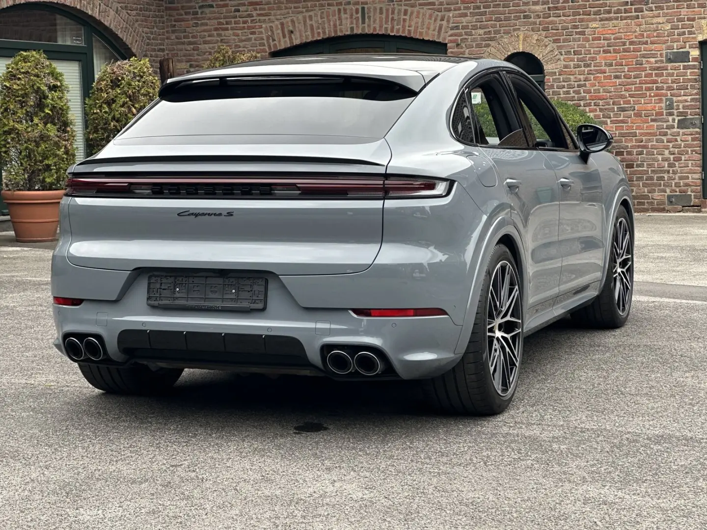 Cayenne S  Coupe SPORTDESIGN-ABGAS*BOSE*HD MATRI