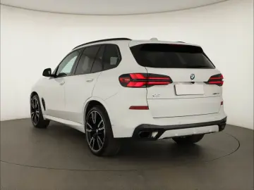 X5