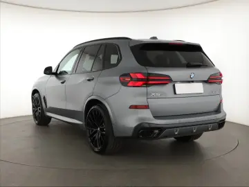 X5