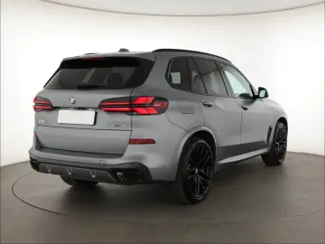 X5
