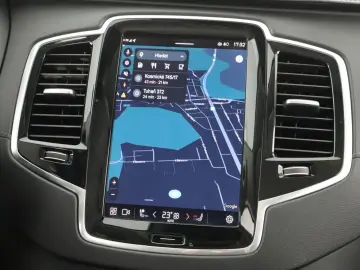 XC90