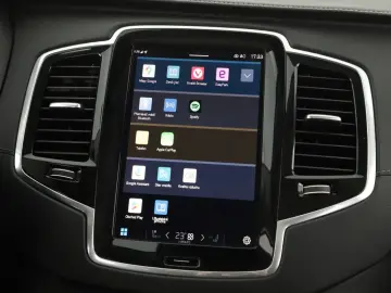 XC90