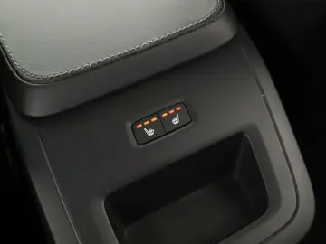 XC90