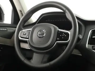 XC90