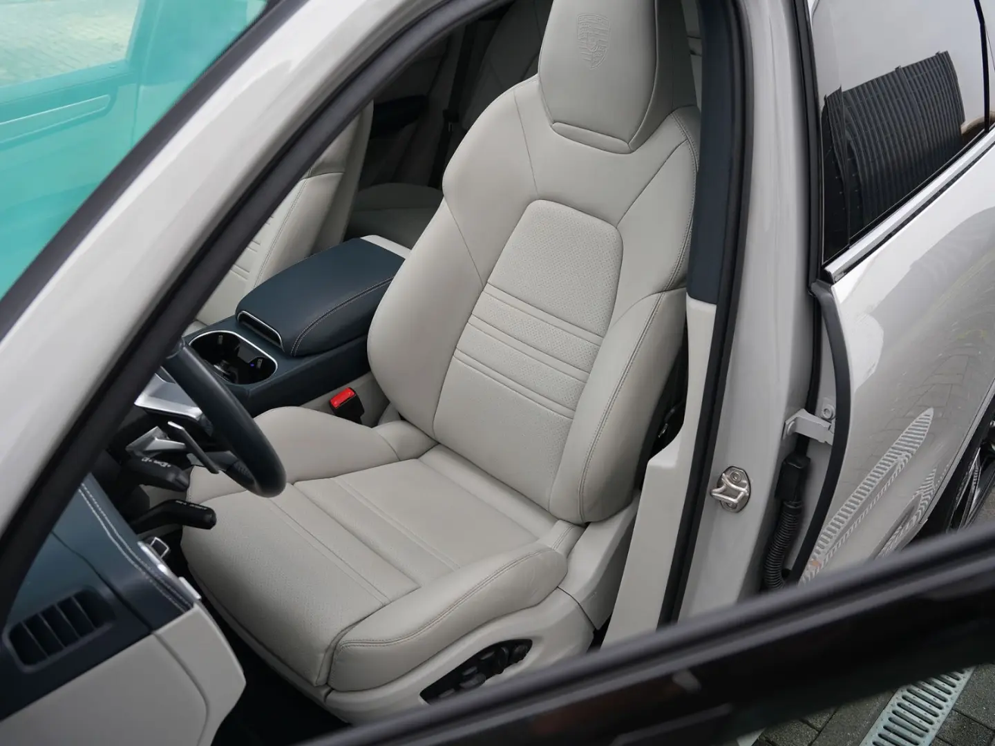 CAYENNE SPORTDESIGN-ACC-HINTERACHSL-AHK-22