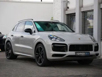 CAYENNE SPORTDESIGN-ACC-HINTERACHSL-AHK-22