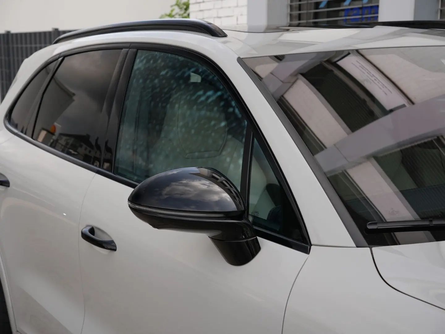 CAYENNE SPORTDESIGN-ACC-HINTERACHSL-AHK-22