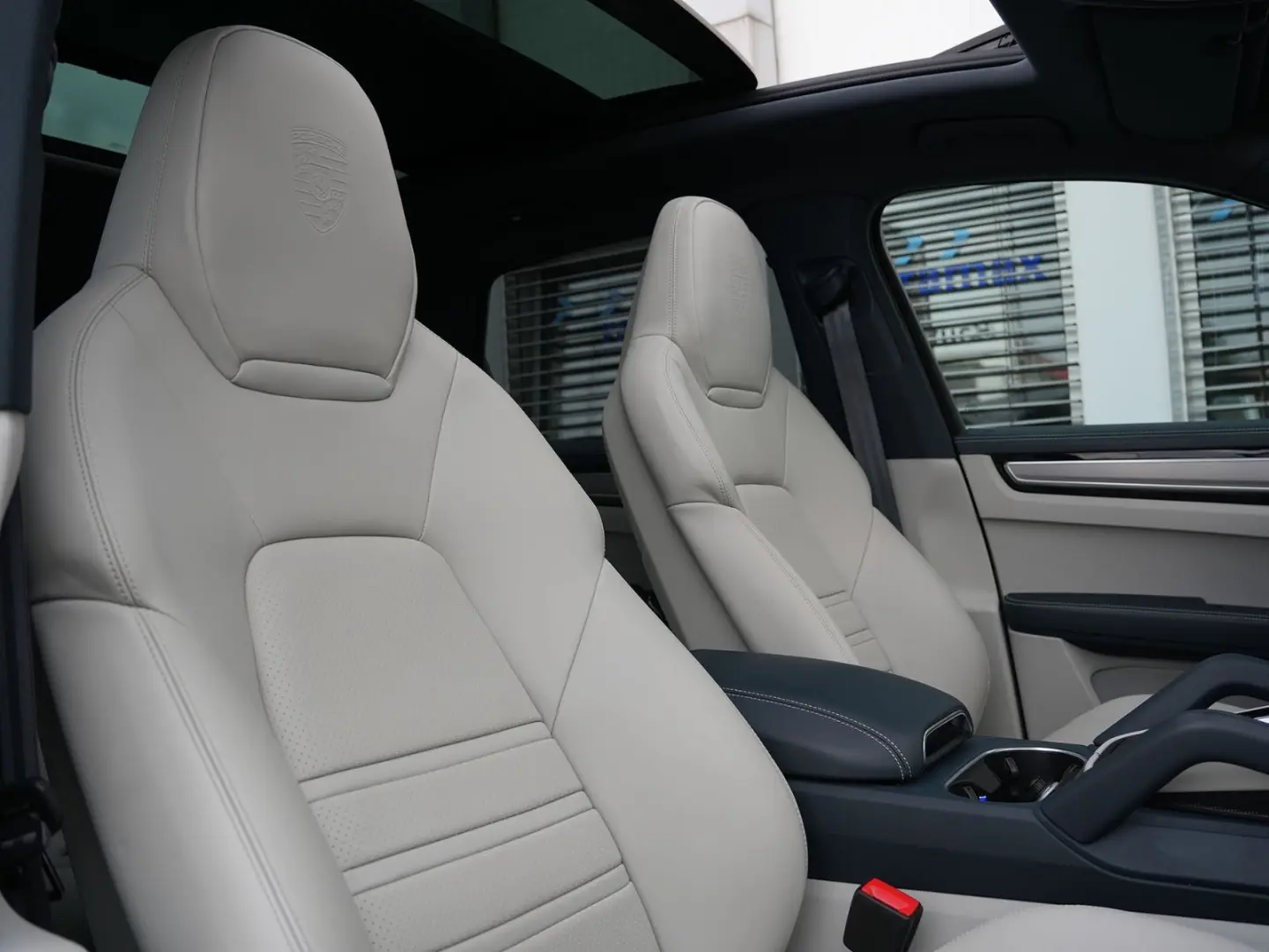 CAYENNE SPORTDESIGN-ACC-HINTERACHSL-AHK-22