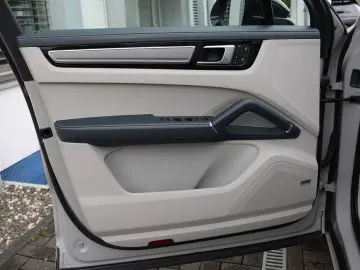CAYENNE SPORTDESIGN-ACC-HINTERACHSL-AHK-22