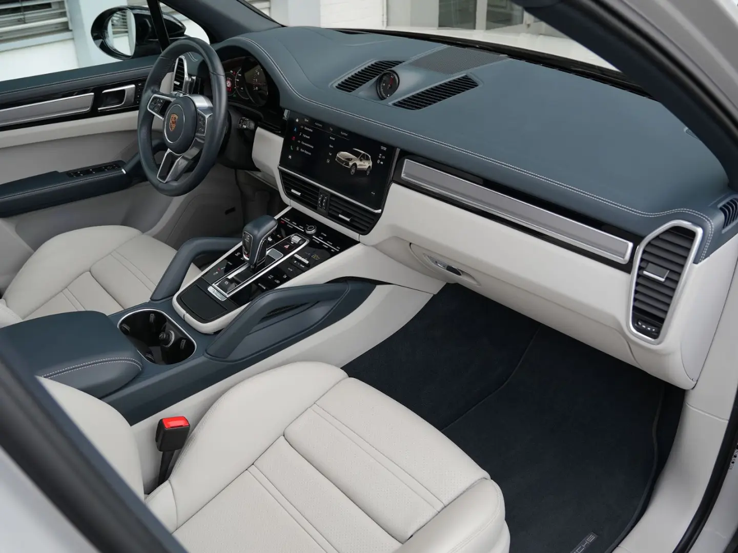 CAYENNE SPORTDESIGN-ACC-HINTERACHSL-AHK-22