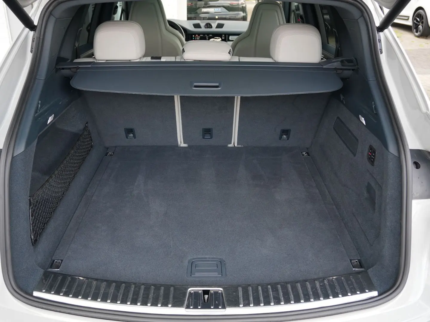 CAYENNE SPORTDESIGN-ACC-HINTERACHSL-AHK-22