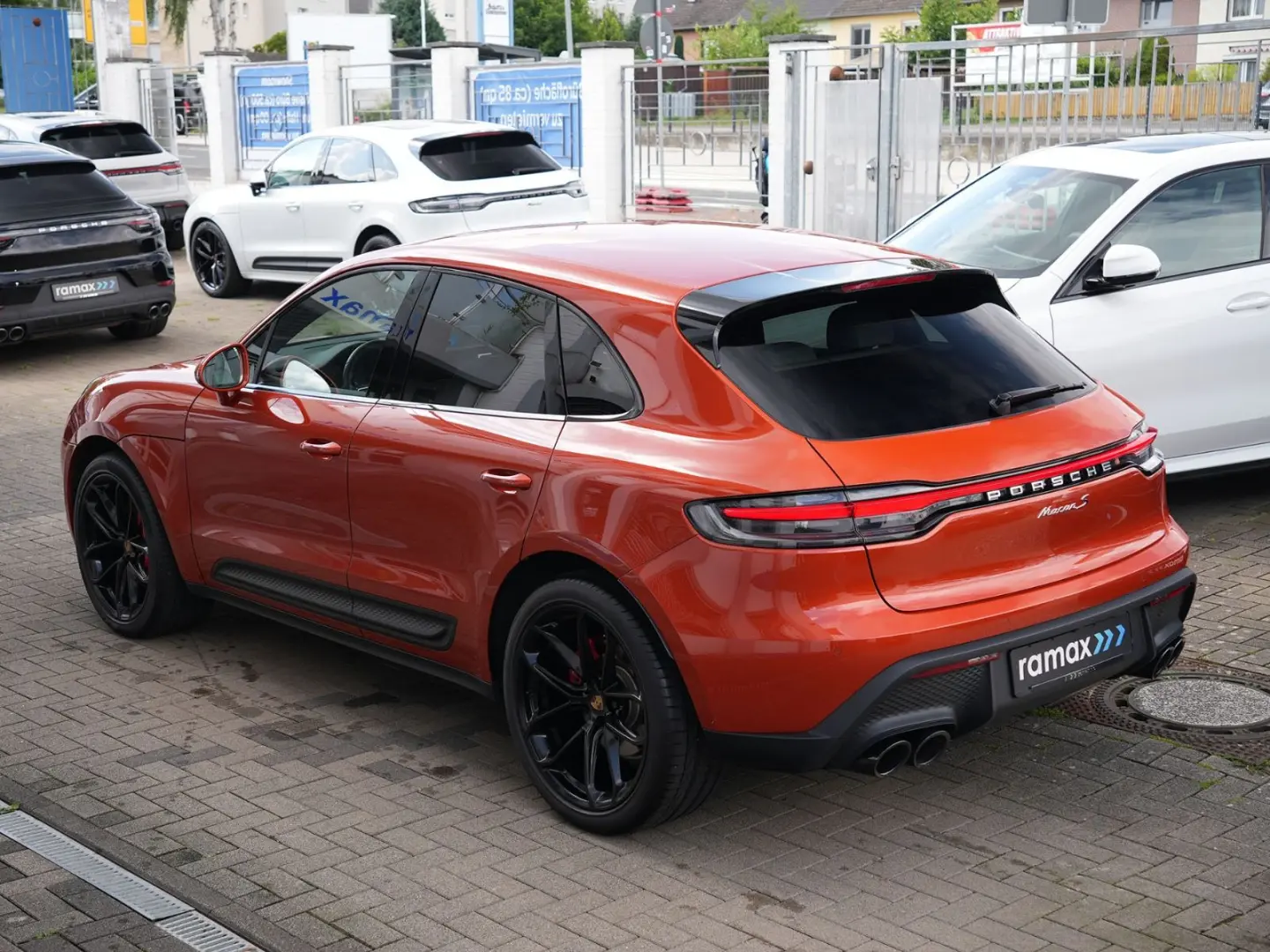 MACAN S PAPAYA-KREIDE-LUFTF.-SPORTABGAS.-21