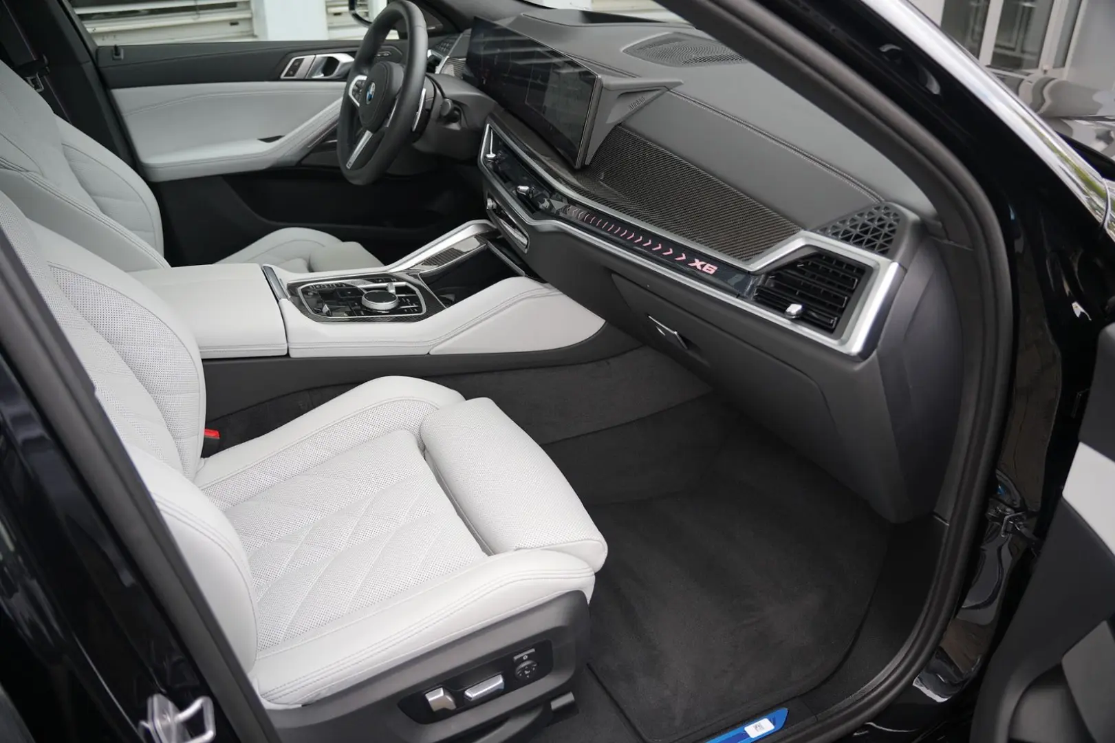 X6 xDrive30d M SPORT PRO-LUFTF.-PANO-CARBON-22M