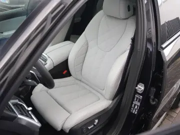 X6 xDrive30d M SPORT PRO-LUFTF.-PANO-CARBON-22M
