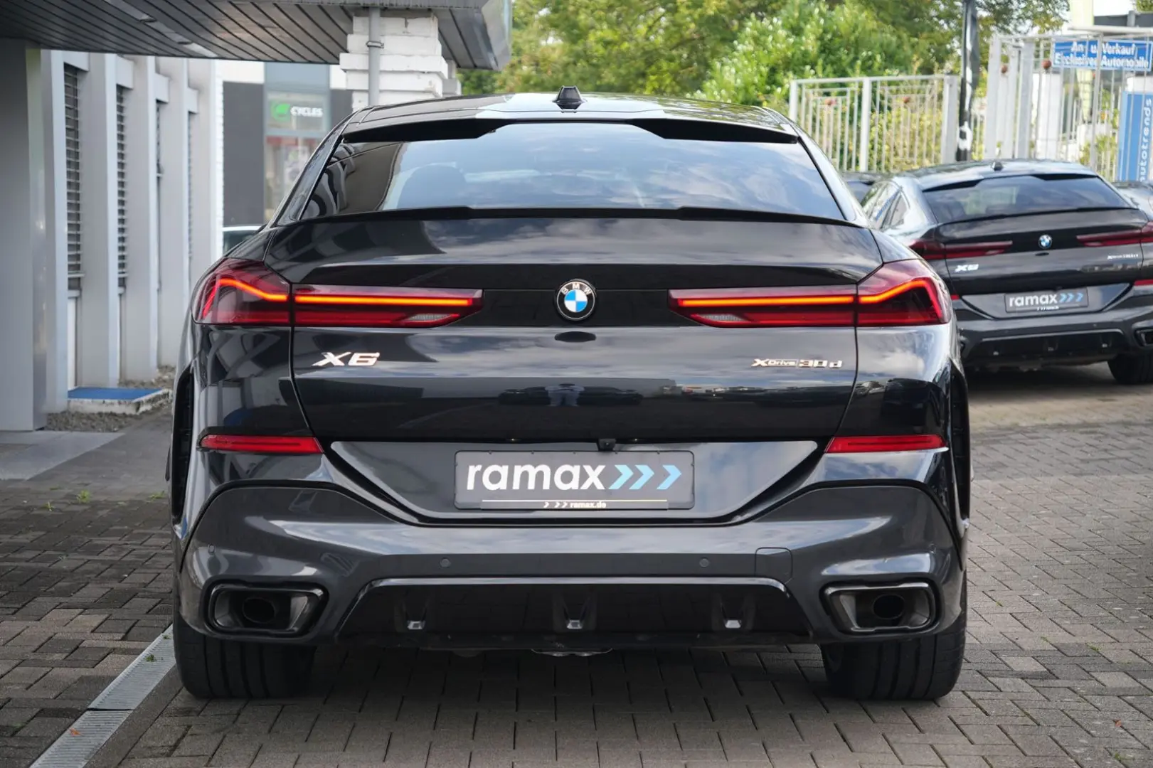 X6 xDrive30d M SPORT PRO-LUFTF.-PANO-CARBON-22M