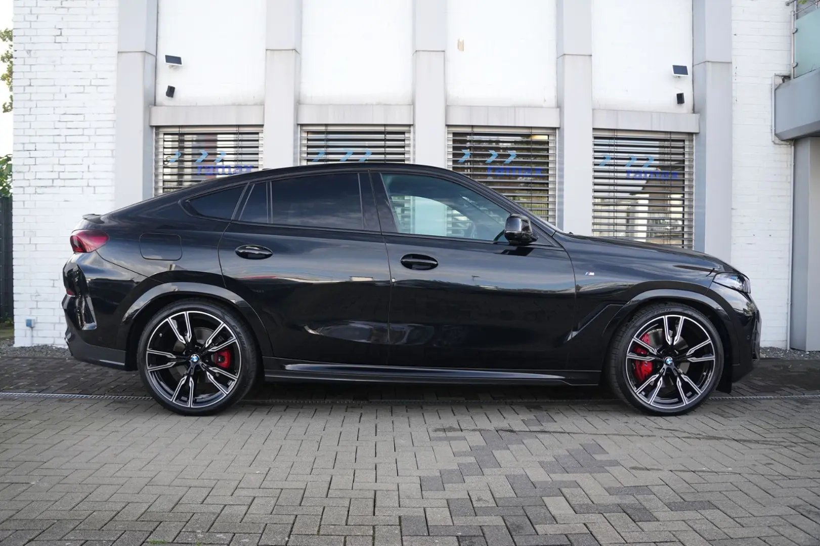 X6 xDrive30d M SPORT PRO-LUFTF.-PANO-CARBON-22M