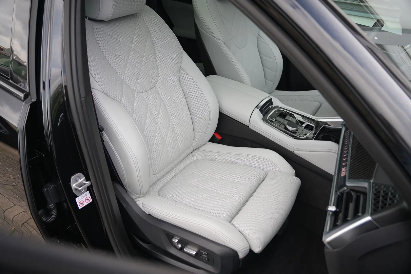 X6 xDrive30d M SPORT PRO-LUFTF.-PANO-CARBON-22M