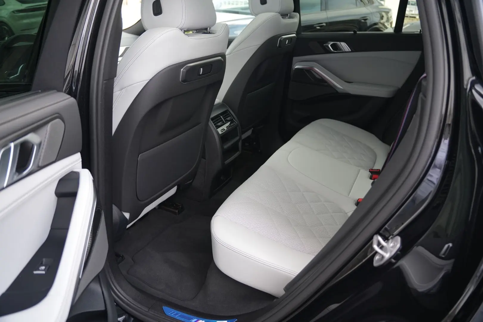 X6 xDrive30d M SPORT PRO-LUFTF.-PANO-CARBON-22M