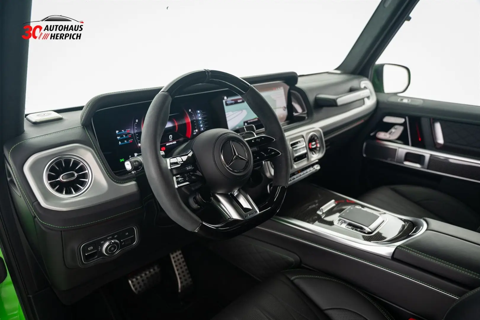 G 63 AMG Facelift Alien Green SUPERIOR Burmester