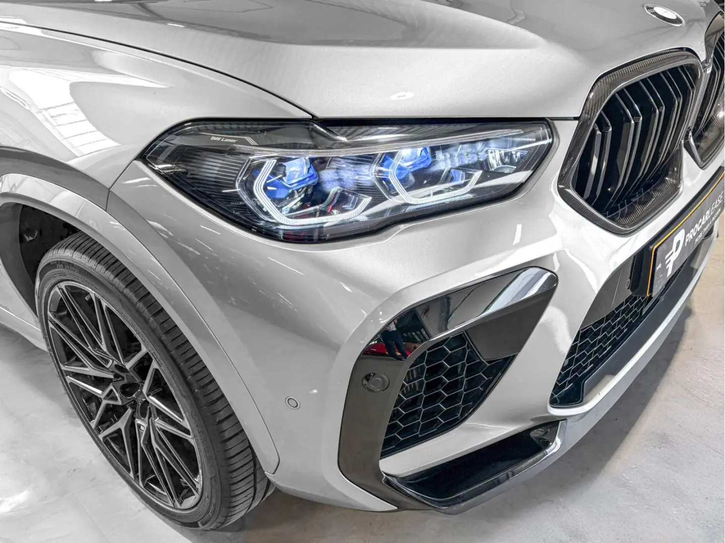 X6 M Competition,/Pano/HUD//Soft/Carbone/360° AC