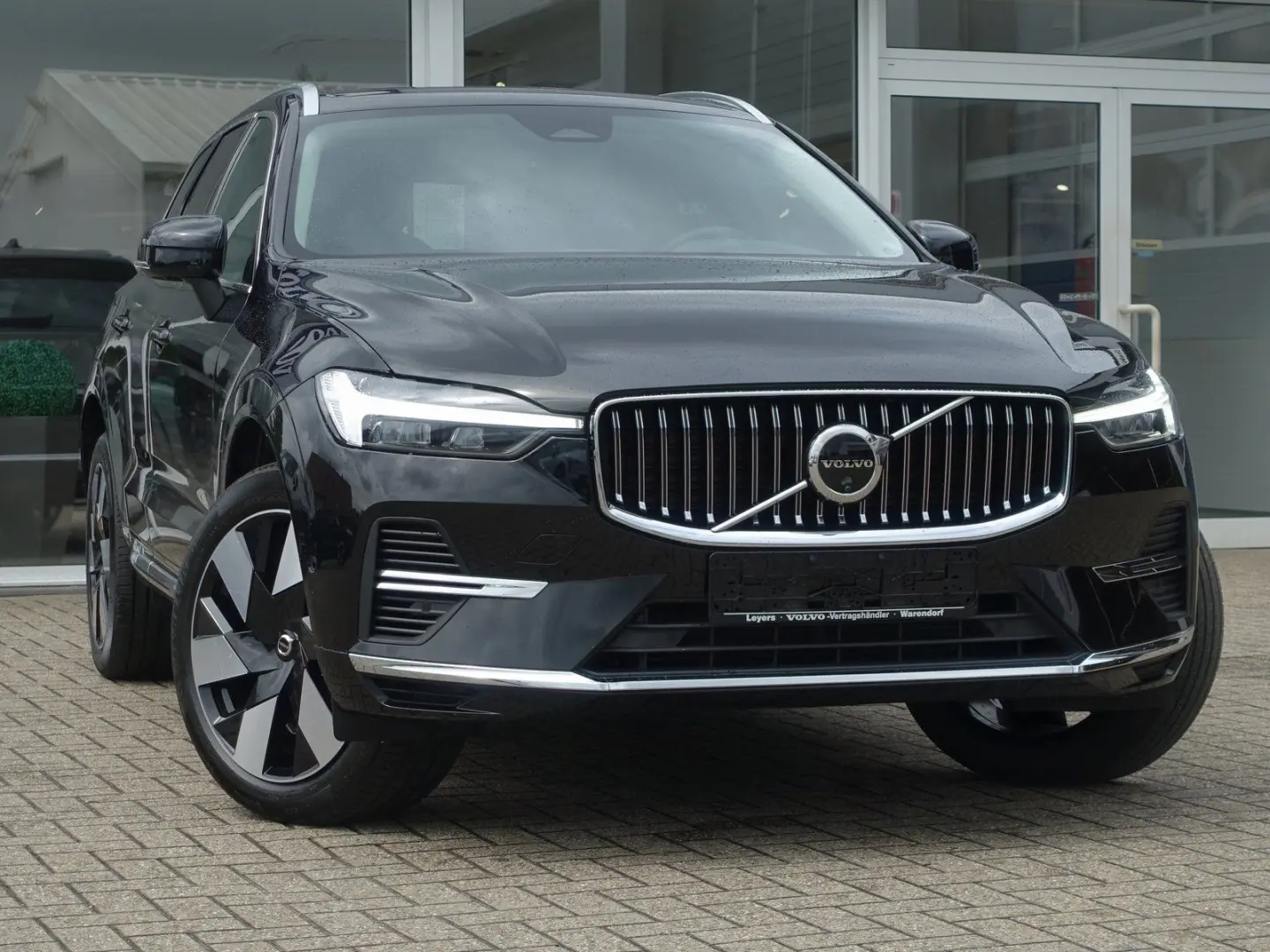 XC60 Recharge Plus Bright T8 AWD Pano/360°Cam/