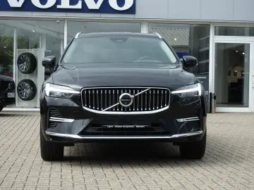 XC60 Recharge Plus Bright T8 AWD Pano/360°Cam/