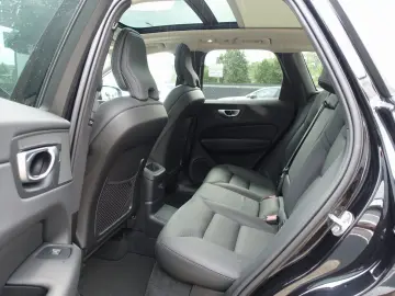XC60 Recharge Plus Bright T8 AWD Pano/360°Cam/