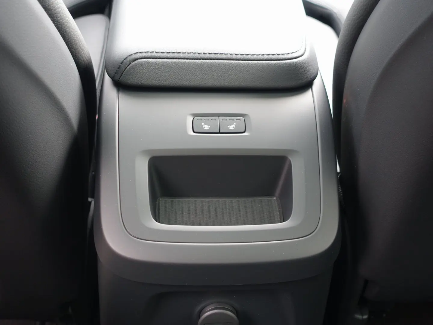 XC60 Recharge Plus Bright T8 AWD Pano/360°Cam/