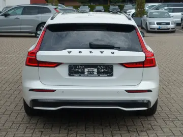 V60 T8 AWD Plug-in Hybrid/B&W/Lenkradhz./HeadUp