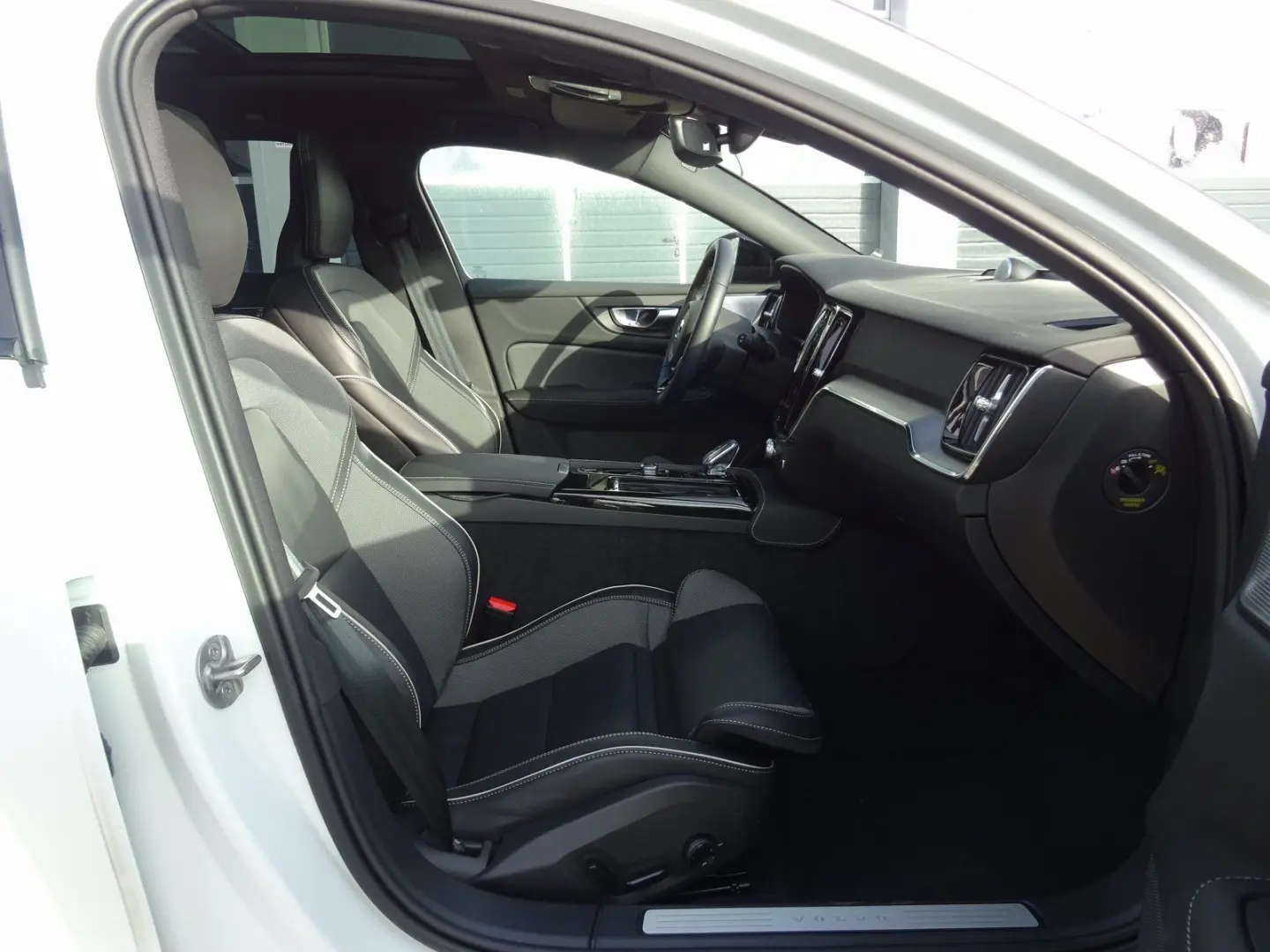 V60 T8 AWD Plug-in Hybrid/B&W/Lenkradhz./HeadUp
