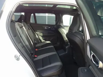 V60 T8 AWD Plug-in Hybrid/B&W/Lenkradhz./HeadUp
