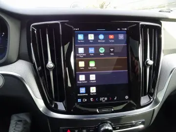 V60 T8 AWD Plug-in Hybrid/B&W/Lenkradhz./HeadUp