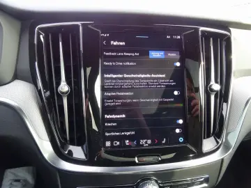 V60 T8 AWD Plug-in Hybrid/B&W/Lenkradhz./HeadUp