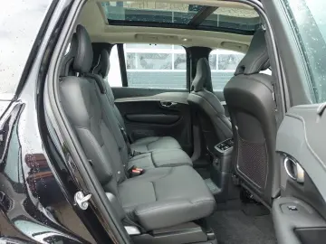 XC90 Ultra T8 AWD Plug-in Hybrid Pano/HeadUp/H&K