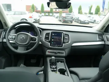 XC90 Ultra T8 AWD Plug-in Hybrid Pano/HeadUp/H&K